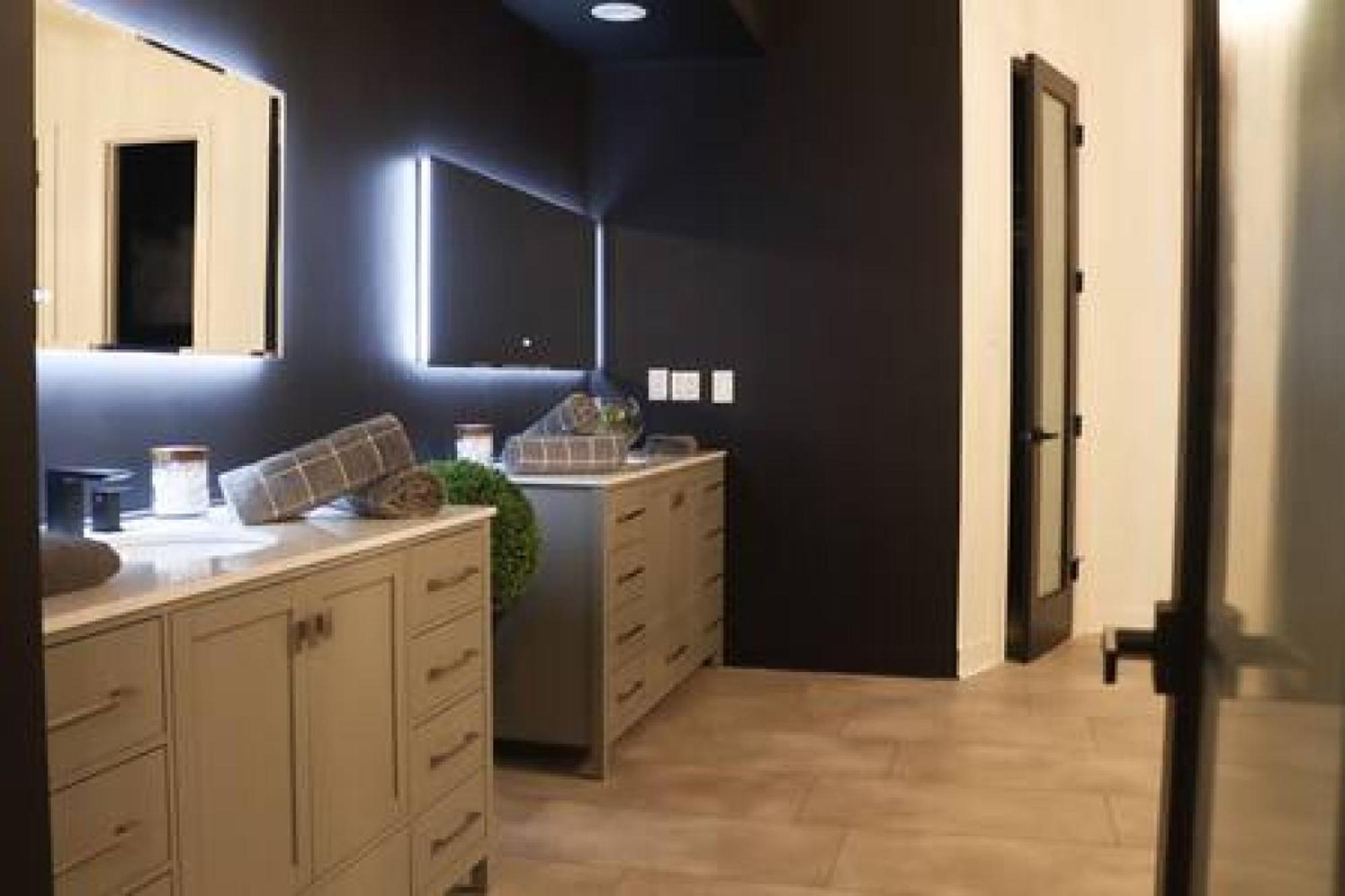 Lovely 4Bd House W Pool, Hot Tub And Free Parking هيوستن المظهر الخارجي الصورة