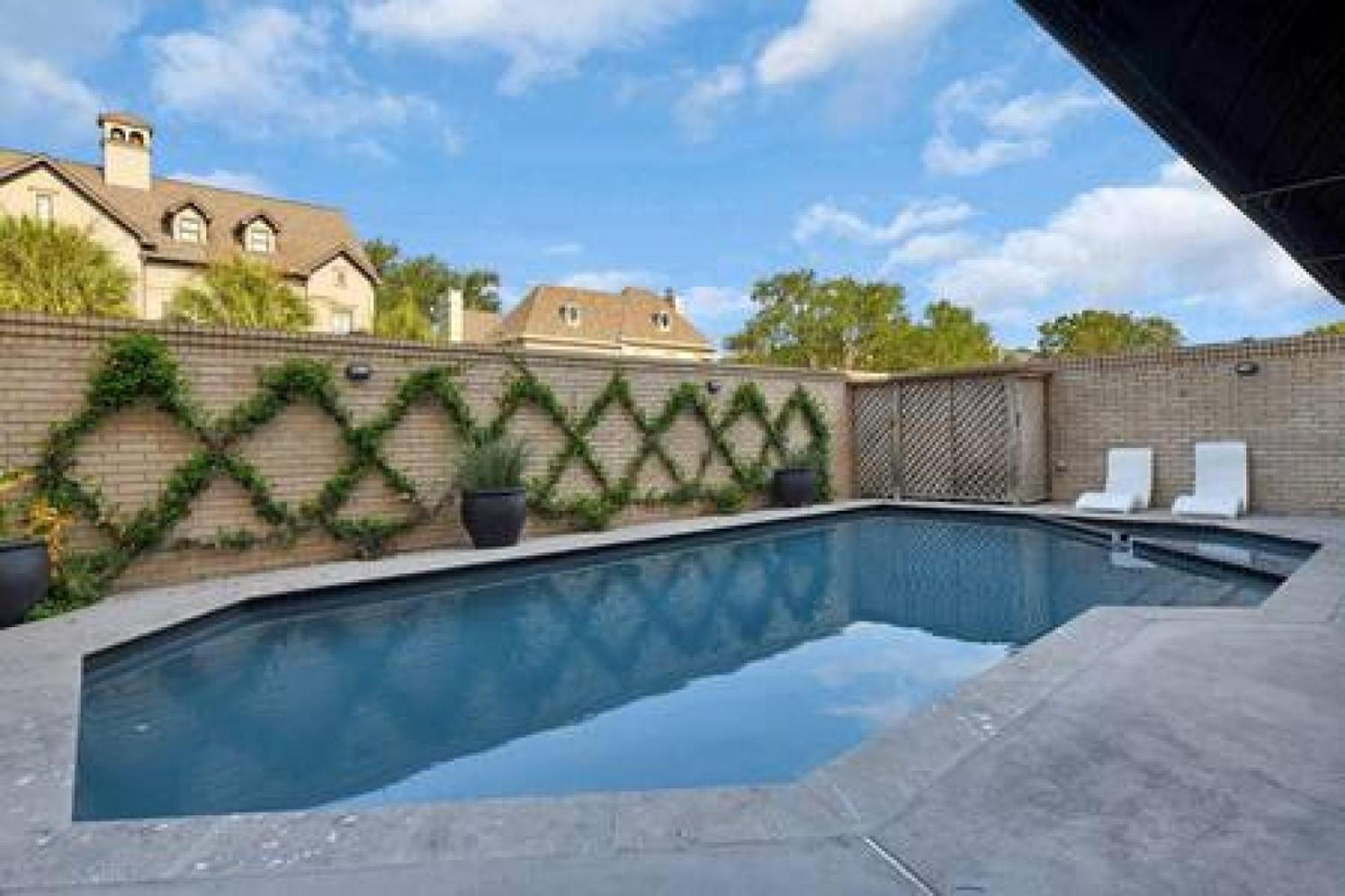 Lovely 4Bd House W Pool, Hot Tub And Free Parking هيوستن المظهر الخارجي الصورة