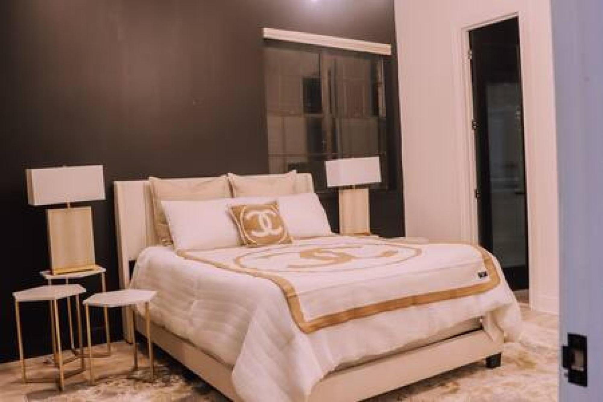 Lovely 4Bd House W Pool, Hot Tub And Free Parking هيوستن المظهر الخارجي الصورة